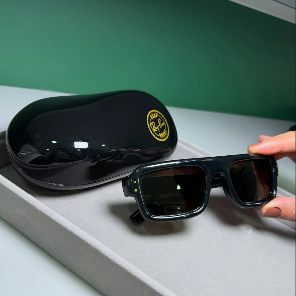 Óculos clip-on preto